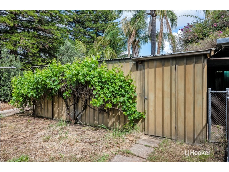 18 Deptford Street, Elizabeth Grove SA 5112