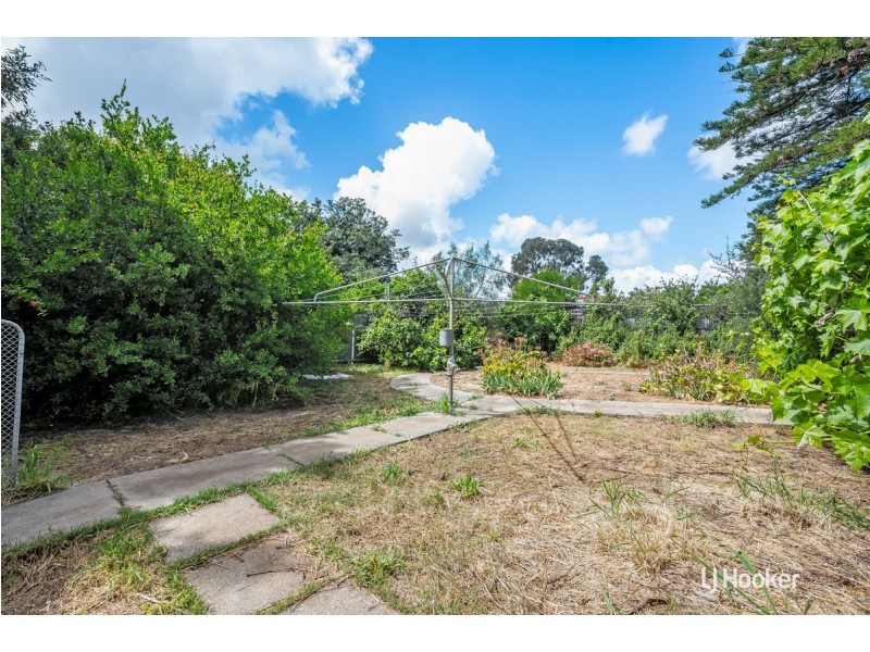 18 Deptford Street, Elizabeth Grove SA 5112