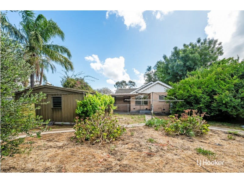 18 Deptford Street, Elizabeth Grove SA 5112