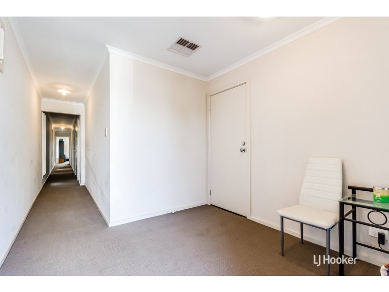 16 Torrens Street, Andrews Farm SA 5114