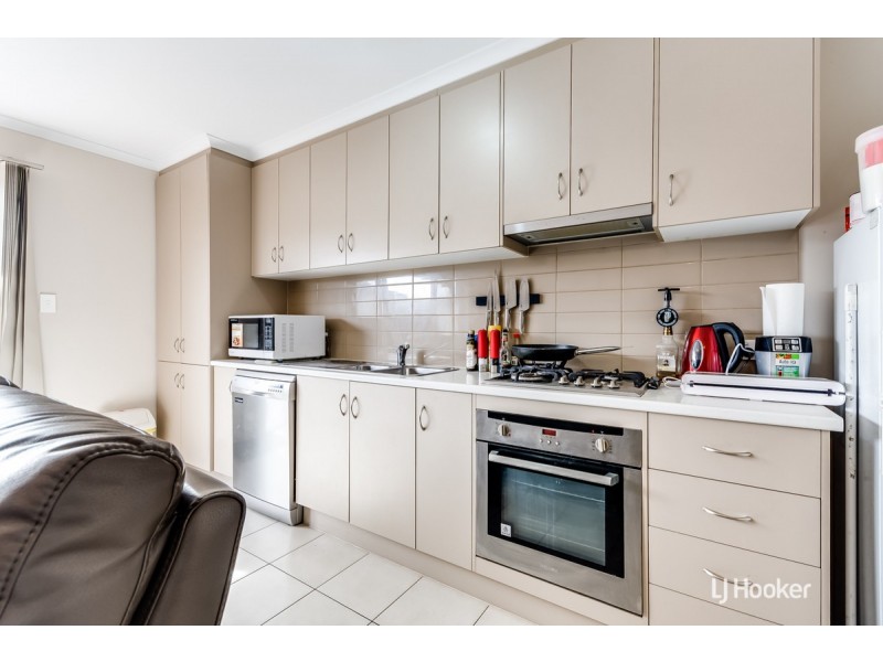 16 Torrens Street, Andrews Farm SA 5114