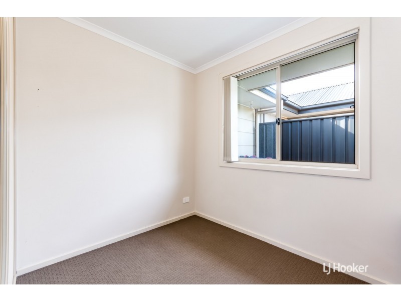 16 Torrens Street, Andrews Farm SA 5114