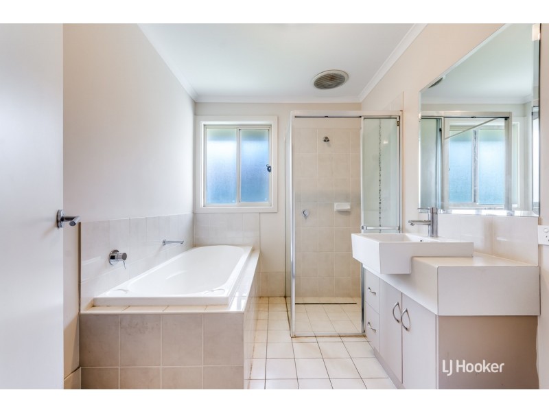 16 Torrens Street, Andrews Farm SA 5114