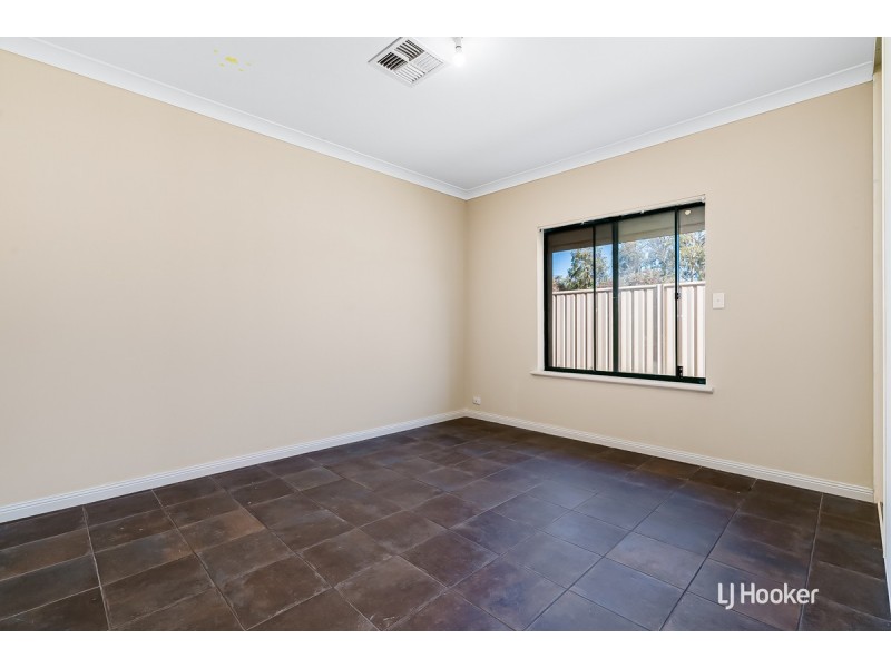 2 Ponderosa Road, Munno Para West SA 5115