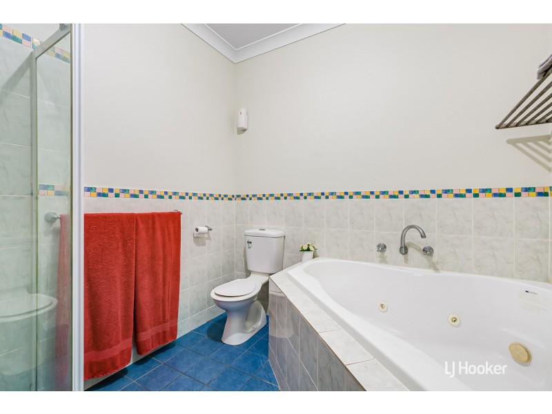 2 Ponderosa Road, Munno Para West SA 5115