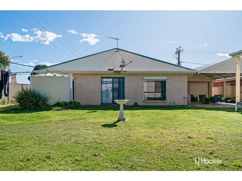2 Ponderosa Road, Munno Para West SA 5115