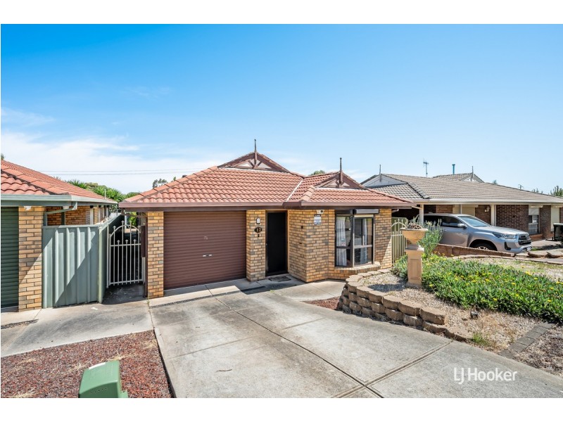 12 Chestnut Grove, Hillbank SA 5112