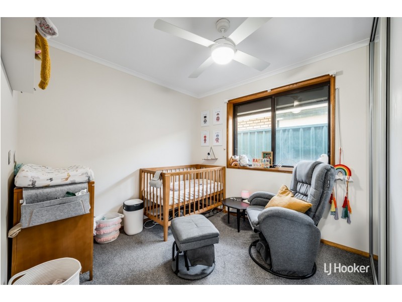 12 Chestnut Grove, Hillbank SA 5112