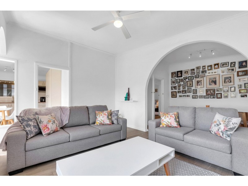 16 Saint Road, Smithfield Plains SA 5114