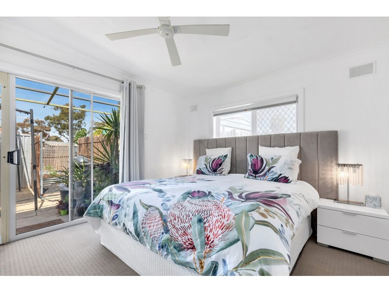 16 Saint Road, Smithfield Plains SA 5114