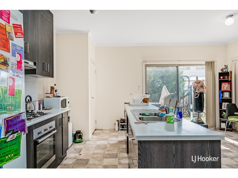 6 Parkside Walk, Smithfield Plains SA 5114