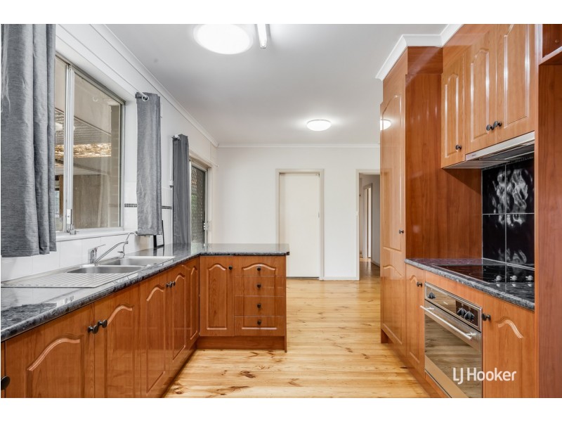 7 Hewish Crescent, Elizabeth Park SA 5113