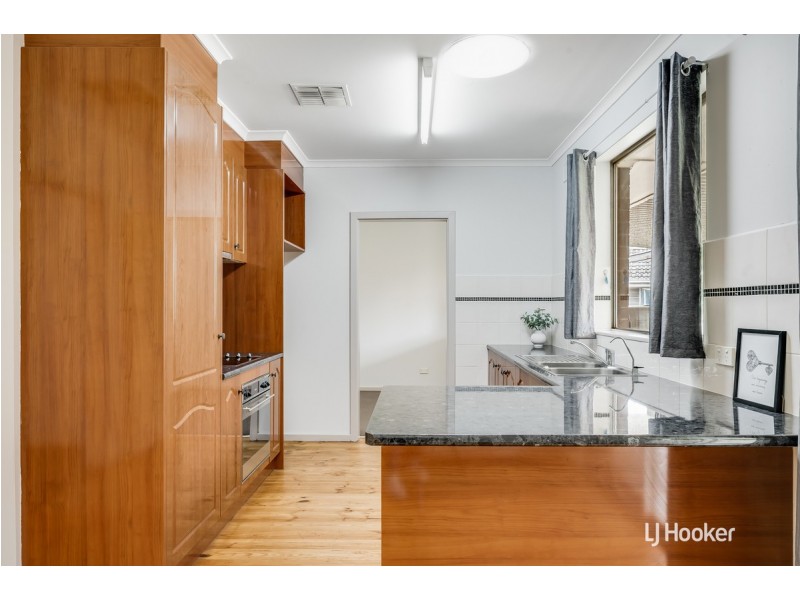 7 Hewish Crescent, Elizabeth Park SA 5113