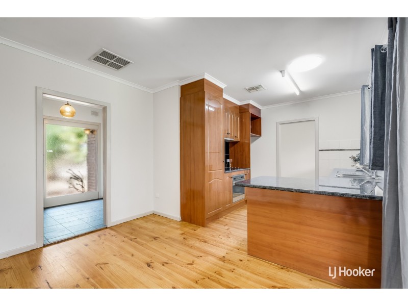 7 Hewish Crescent, Elizabeth Park SA 5113