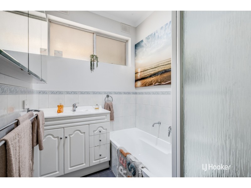 7 Hewish Crescent, Elizabeth Park SA 5113