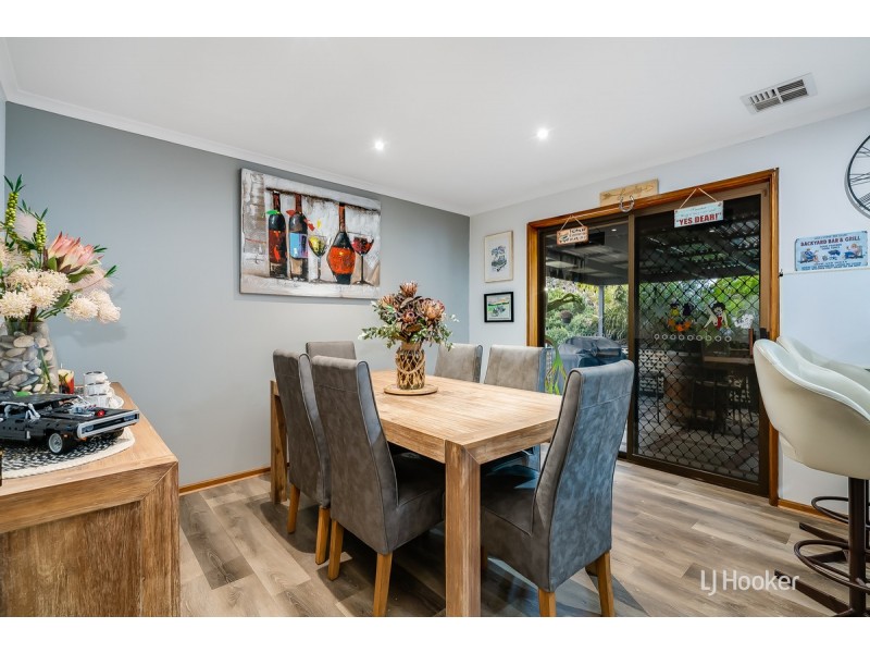 19 Neuville Court, Wynn Vale SA 5127