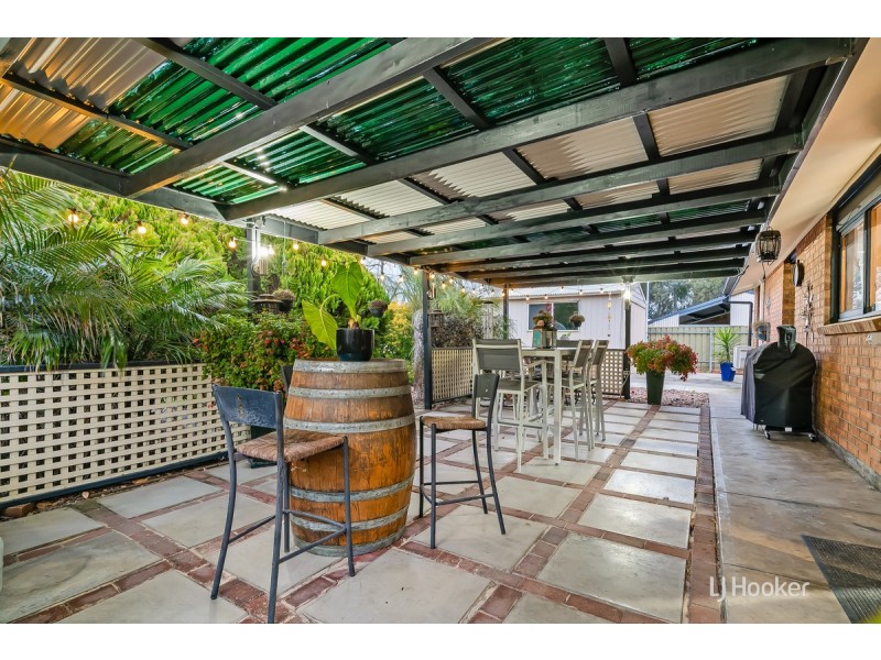 19 Neuville Court, Wynn Vale SA 5127