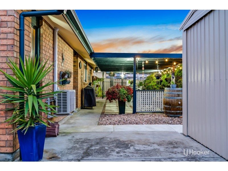 19 Neuville Court, Wynn Vale SA 5127