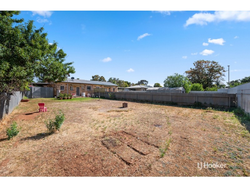 21 Durdin Road, Elizabeth Vale SA 5112