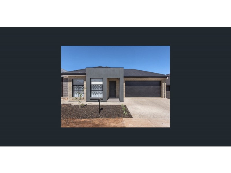 43 Lakes Entrance, Blakeview SA 5114