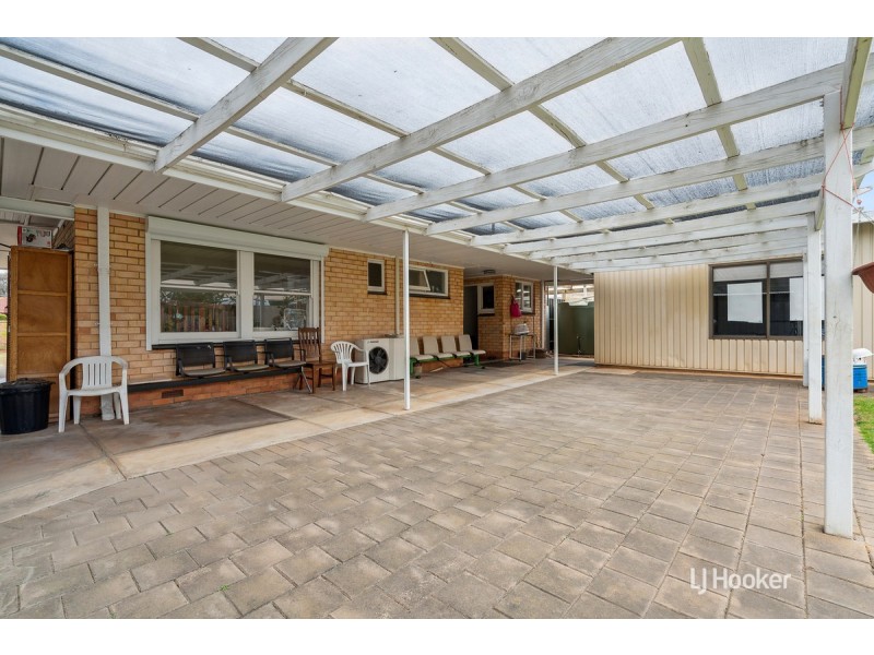 12 Limerick Street, Salisbury Downs SA 5108