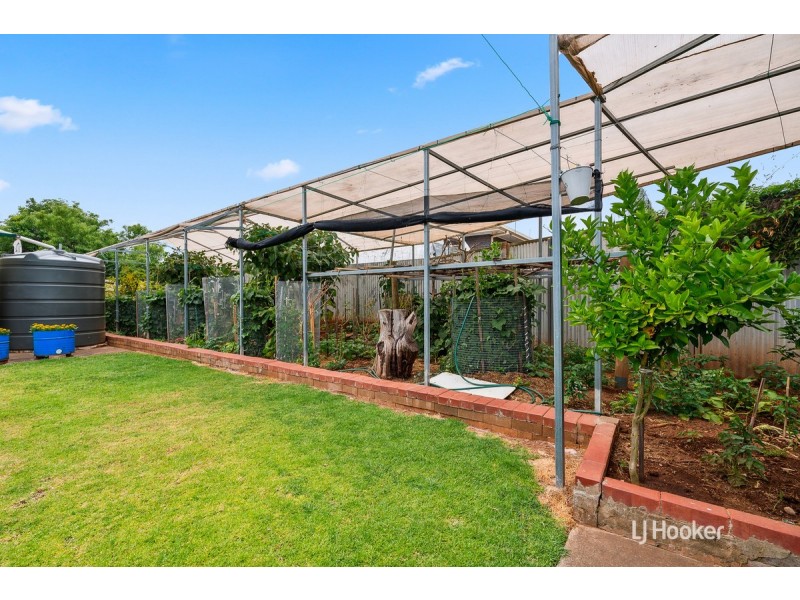 12 Limerick Street, Salisbury Downs SA 5108