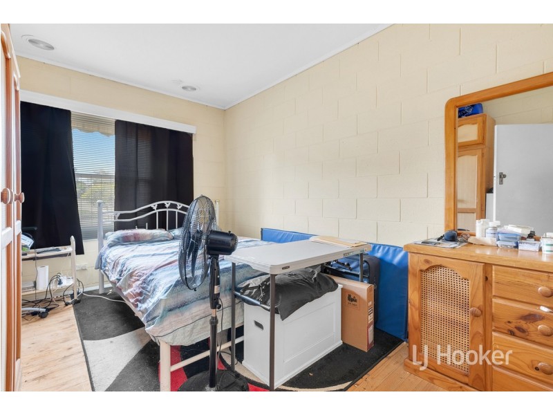 7 Gateshead Crescent, Mansfield Park SA 5012