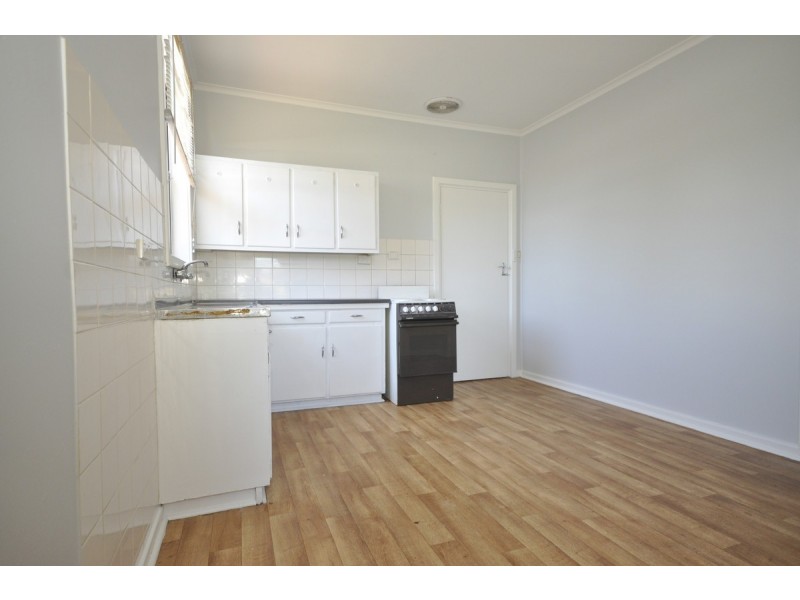 13 Kentish Road, Elizabeth Downs SA 5113