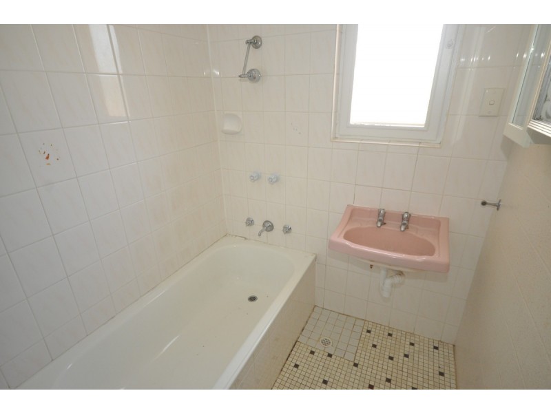 13 Kentish Road, Elizabeth Downs SA 5113