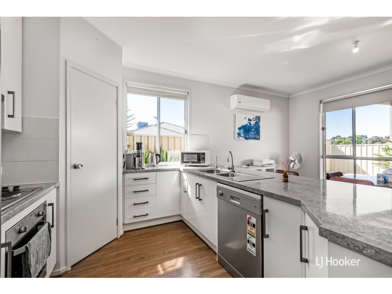 2/15 Martins Road, Salisbury Downs SA 5108