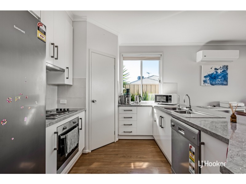 2/15 Martins Road, Salisbury Downs SA 5108