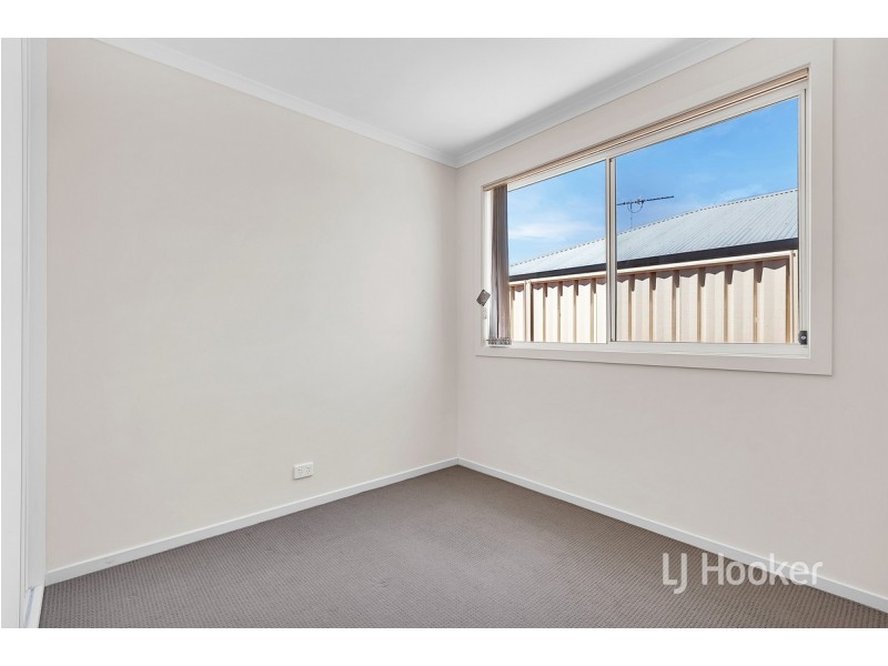 18 Crown Court, Munno Para West SA 5115