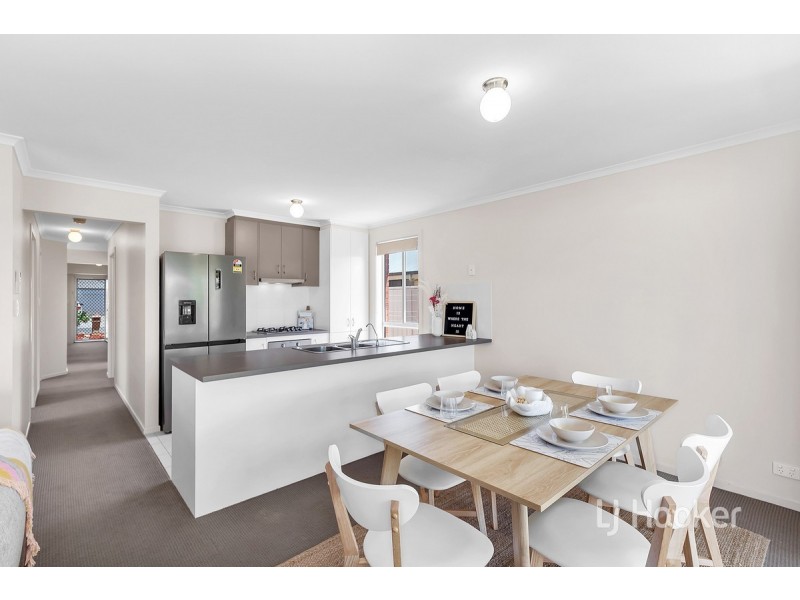 18 Crown Court, Munno Para West SA 5115