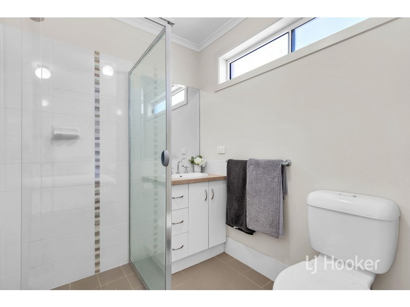 18 Crown Court, Munno Para West SA 5115