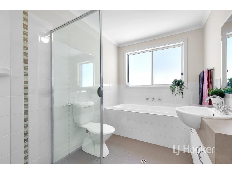 18 Crown Court, Munno Para West SA 5115