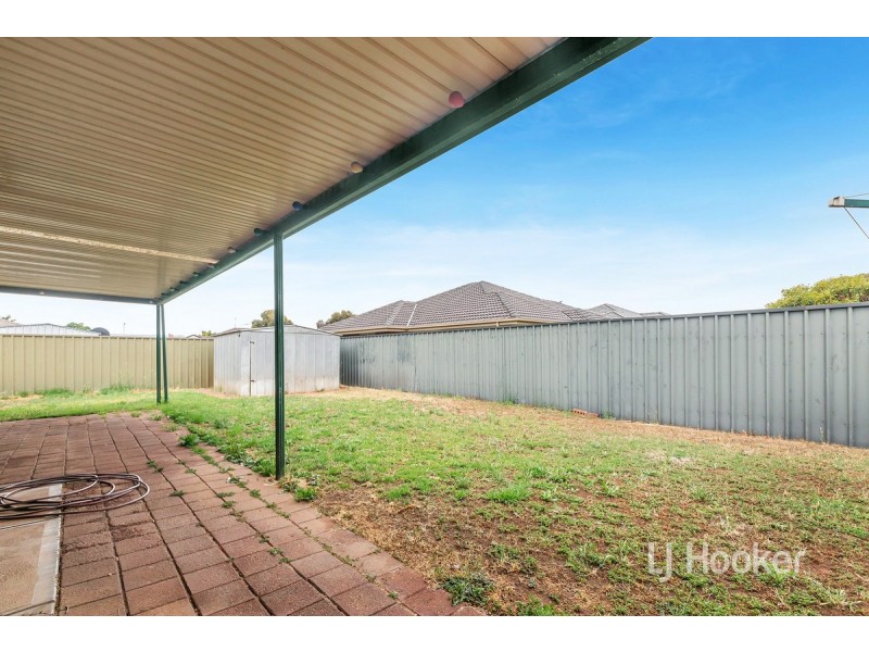 18 Pyrus Crescent, Andrews Farm SA 5114