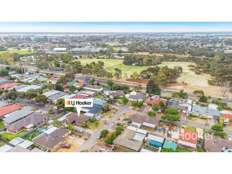 18 Pyrus Crescent, Andrews Farm SA 5114