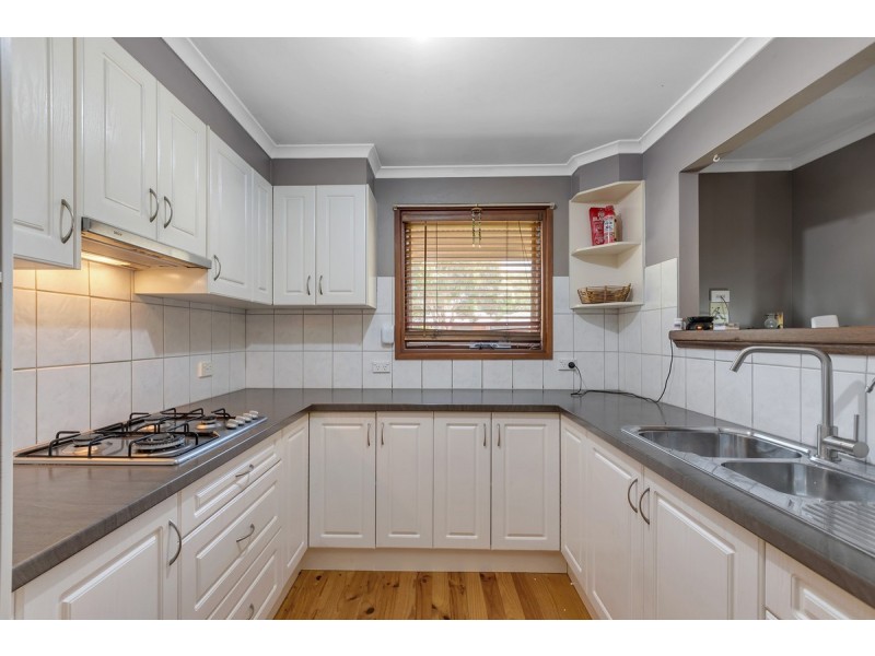 10 Cardnell Crescent, Elizabeth East SA 5112