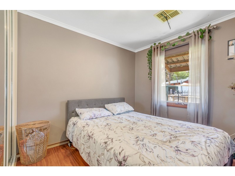 10 Cardnell Crescent, Elizabeth East SA 5112