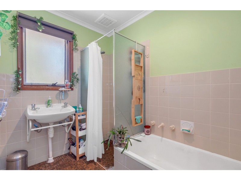 10 Cardnell Crescent, Elizabeth East SA 5112