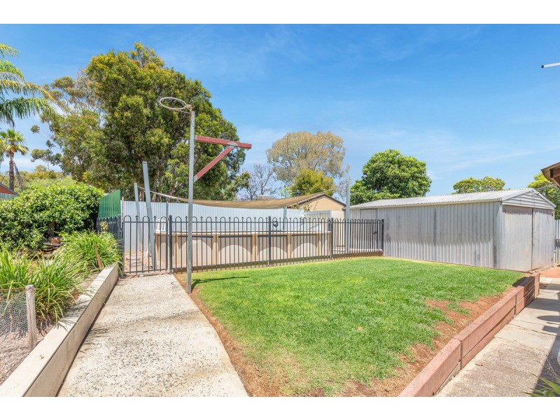 10 Cardnell Crescent, Elizabeth East SA 5112