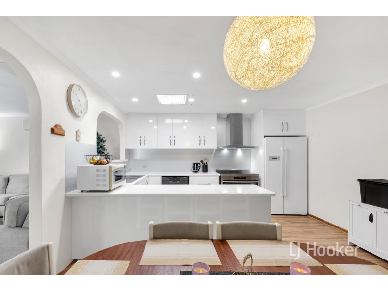 32 Carabeen Crescent, Andrews Farm SA 5114