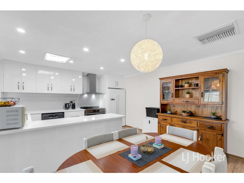 32 Carabeen Crescent, Andrews Farm SA 5114