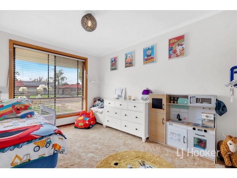 32 Carabeen Crescent, Andrews Farm SA 5114