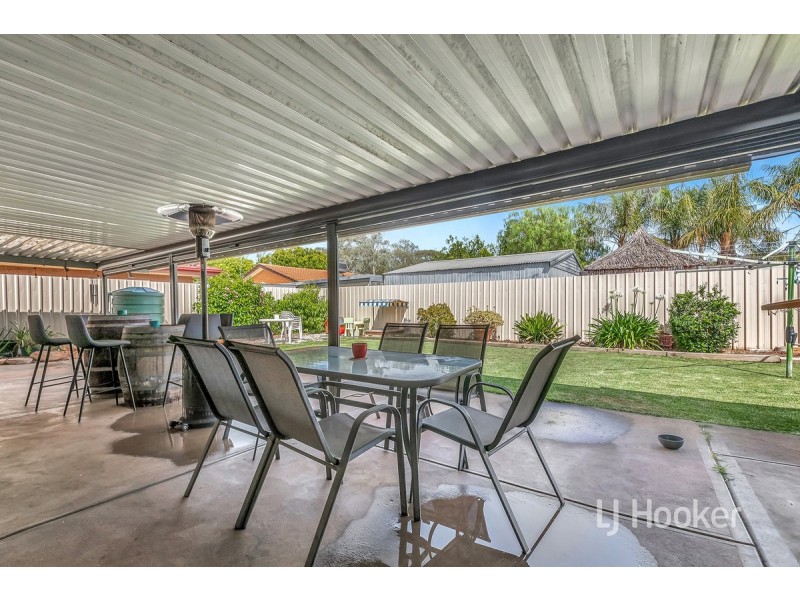 32 Carabeen Crescent, Andrews Farm SA 5114