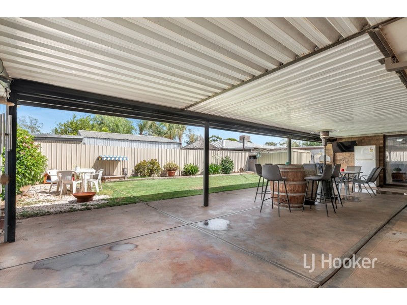 32 Carabeen Crescent, Andrews Farm SA 5114