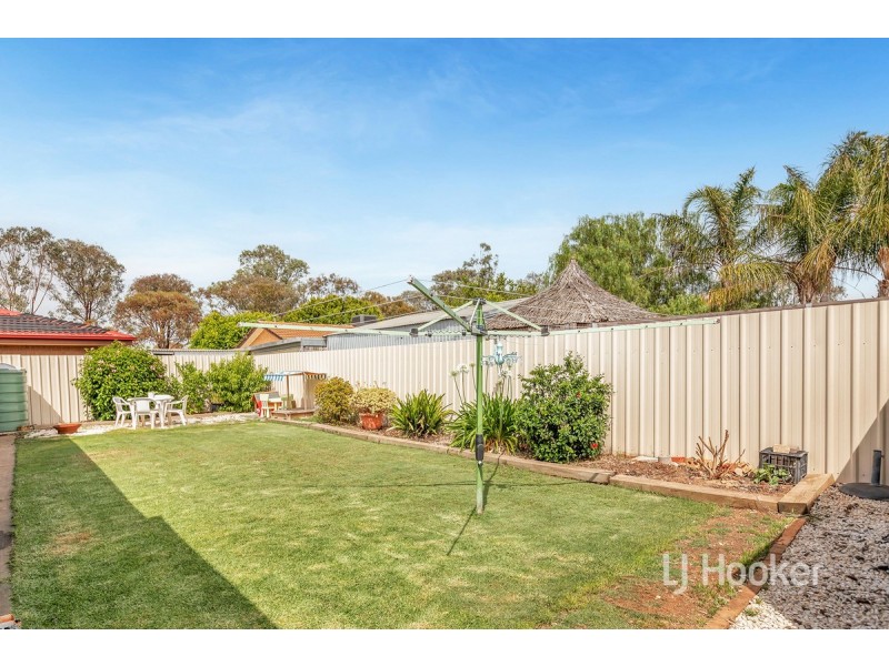 32 Carabeen Crescent, Andrews Farm SA 5114