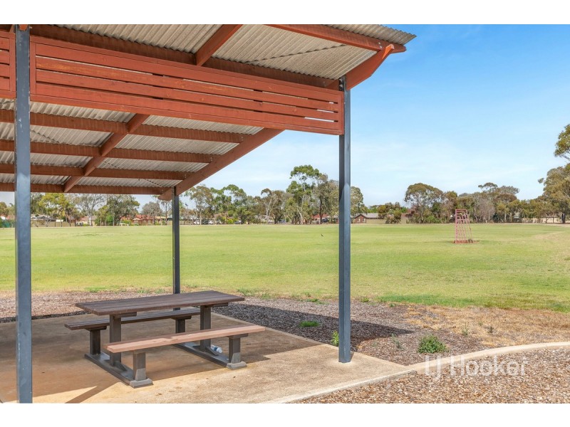 32 Carabeen Crescent, Andrews Farm SA 5114