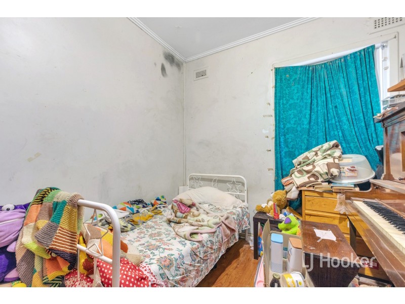 12 McKinlay Street, Elizabeth Downs SA 5113