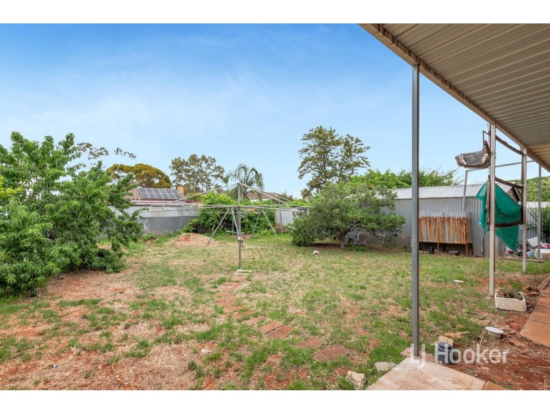 12 McKinlay Street, Elizabeth Downs SA 5113